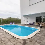 Loreta By Interhome Vodice