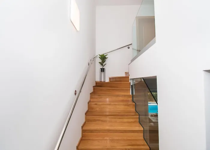 Loreta By Interhome בית נופש וודיצה