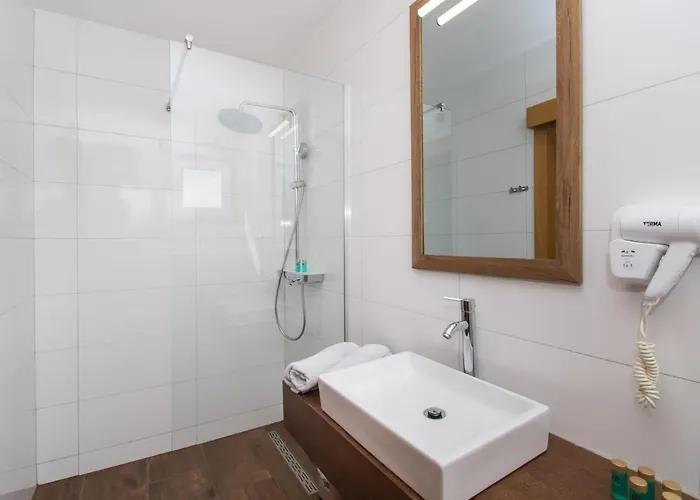 Loreta By Interhome *