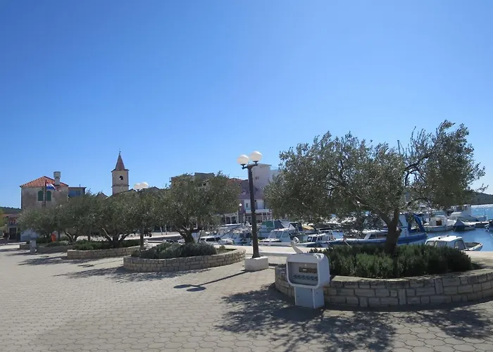 Loreta By Interhome בית נופש וודיצה