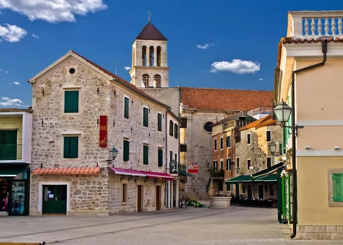 Loreta By Interhome * Vodice